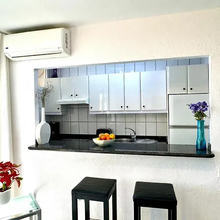 Olas Sun Apartment